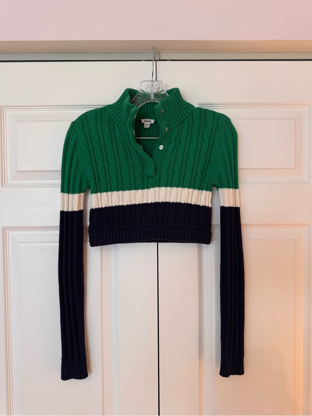 Garage- Cable Knit Cropped Sweater - Green, Navy & White